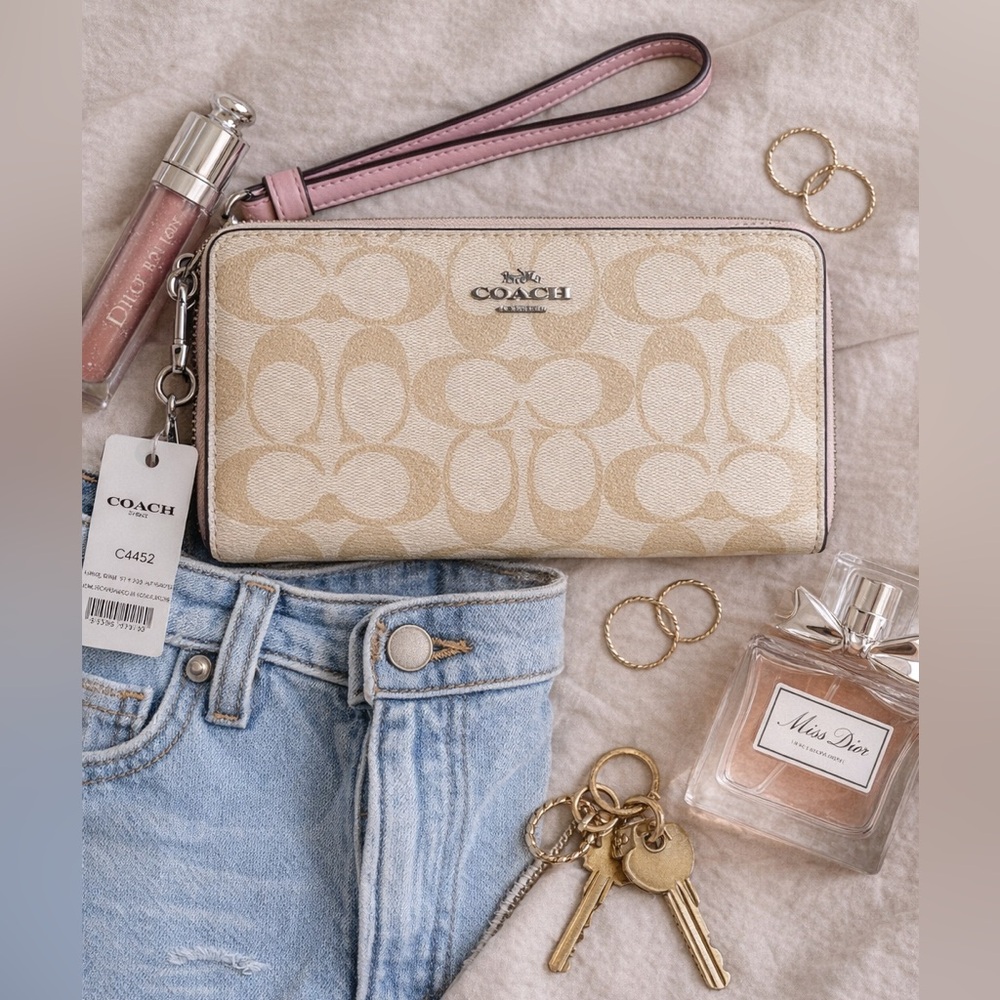 Coach Signature Wristlet Wallet Khaki Pink Zip Around NWT Everyday Cute Neutral